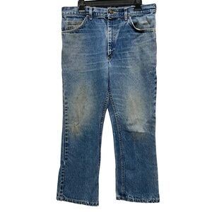 Vintage Lee MR Early 1980s Stonewashed Distressed Blue Jeans // 34x31
